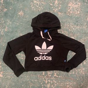 Cropped Adidas Sweatshirt